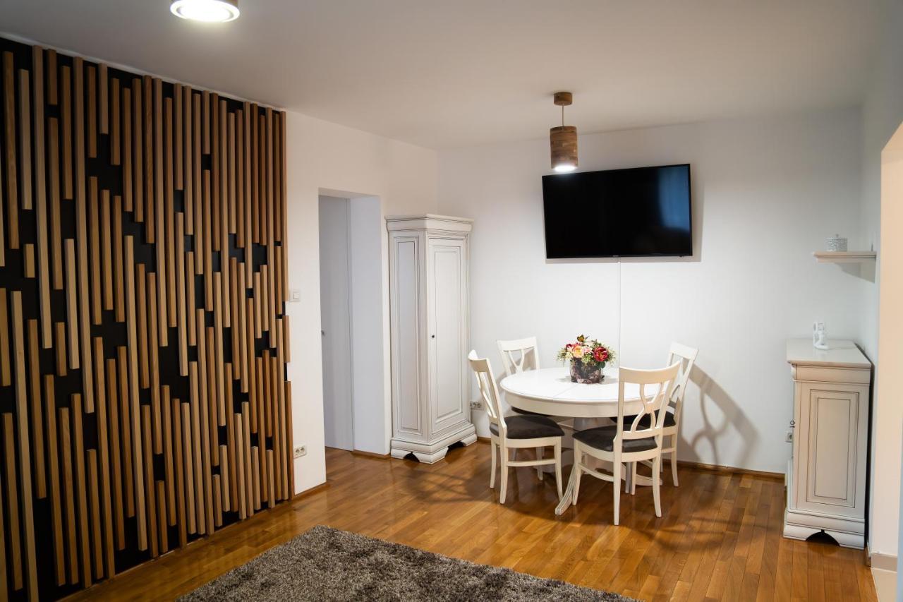 Ultracentral Golden Apartament 1 Suceava Bagian luar foto
